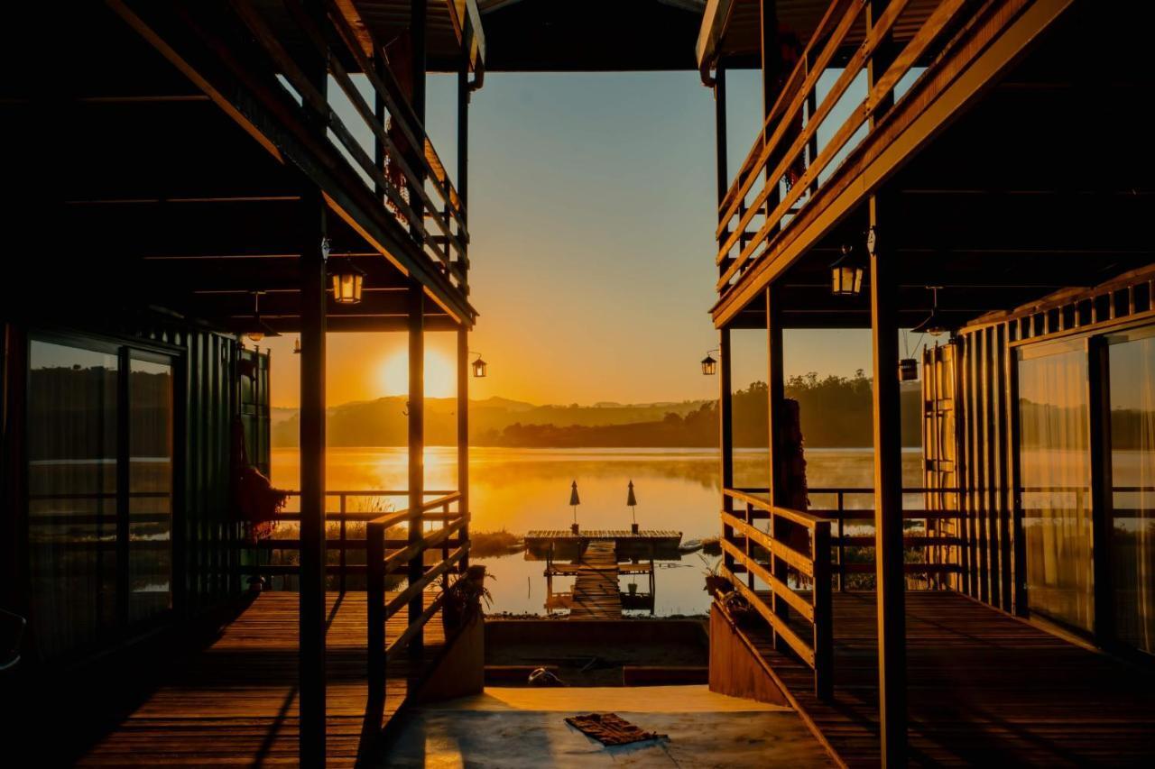 Villa Container Lodge Capitólio 外观 照片